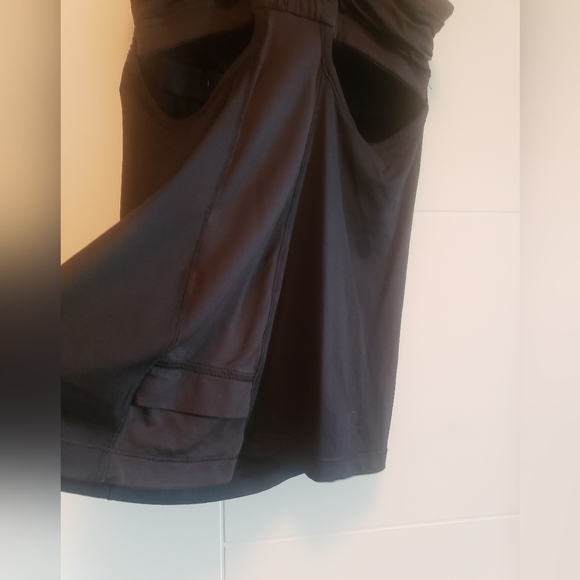 Lululemon tank - Picture 4 of 5